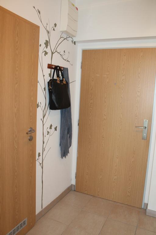 New Studio On V Doline 1 Hotel Praag Buitenkant foto